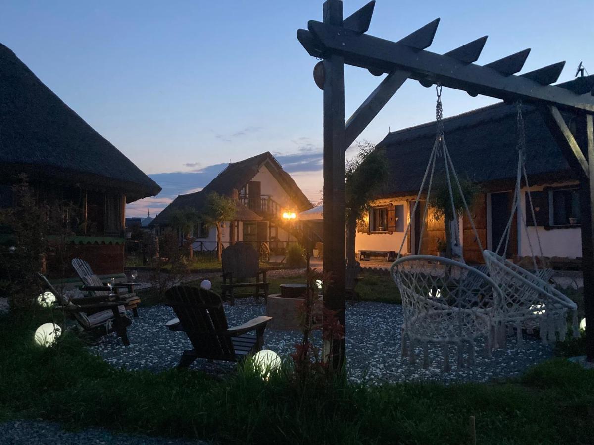 Casa Soarelui Hotell Murighiol Exteriör bild