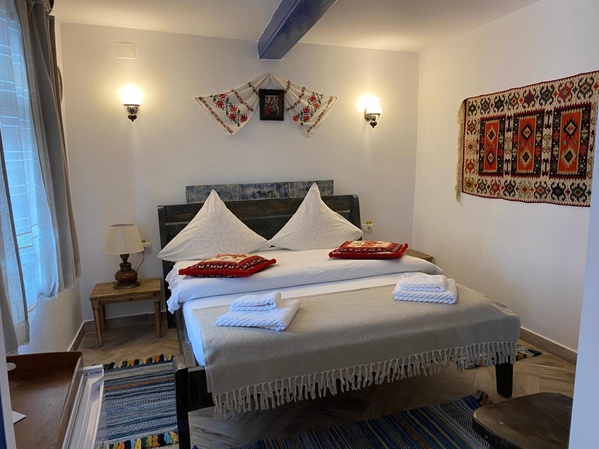 Casa Soarelui Hotell Murighiol Exteriör bild