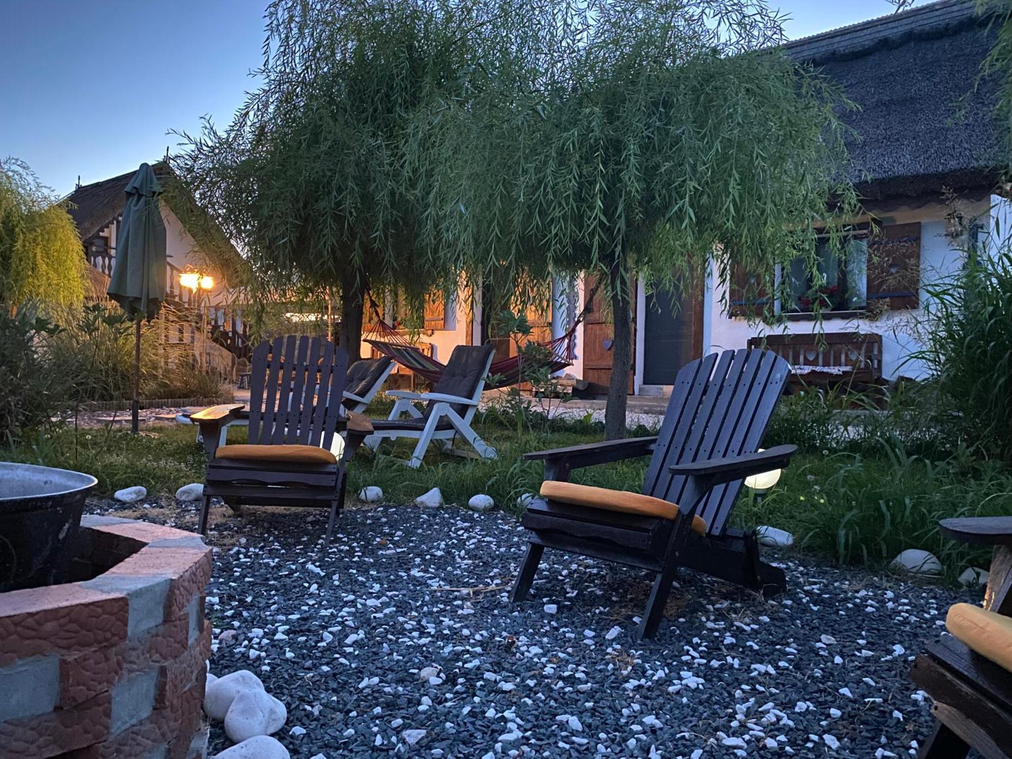 Casa Soarelui Hotell Murighiol Exteriör bild