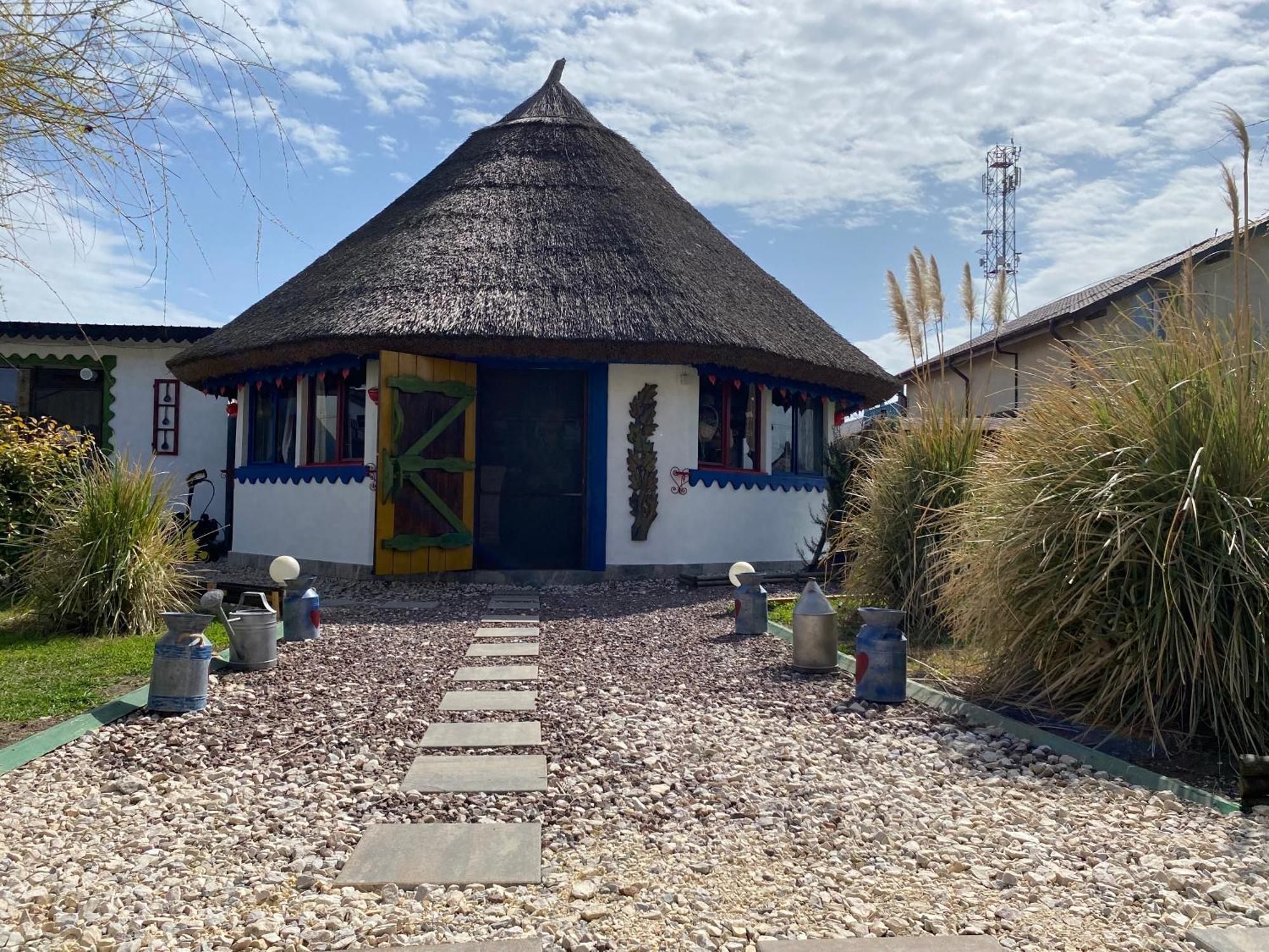 Casa Soarelui Hotell Murighiol Exteriör bild